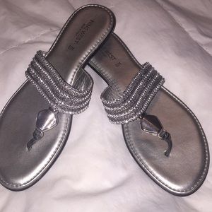 Women’s sandals